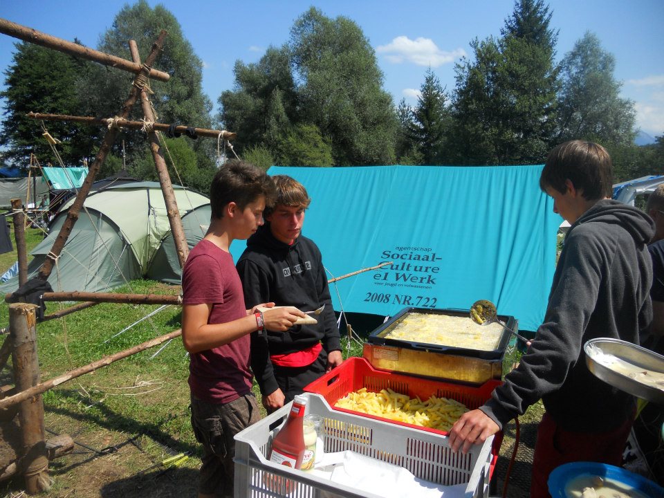 Sint-Martinus den XIIde - Internationaal Kamp Techuana 2012